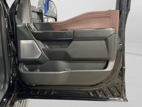 Used 2021 Ford F150 Lariat w/ Equipment Group 502A High image 45