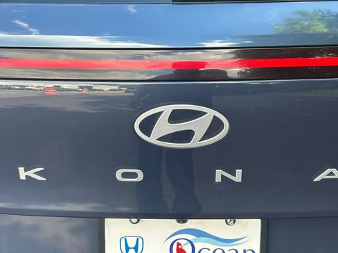 Used 2025 Hyundai Kona SEL AWD/4WD image 26