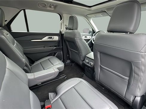 New 2025 Ford Explorer Active w/ Active Comfort Package image 47