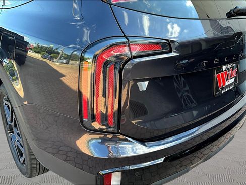 Used 2025 Kia Telluride EX X-Line AWD/4WD image 22