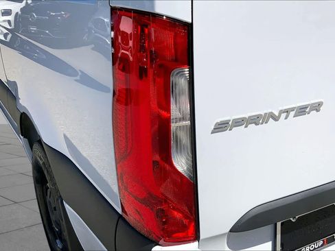New 2026 Mercedes-Benz Sprinter 2500 image 19