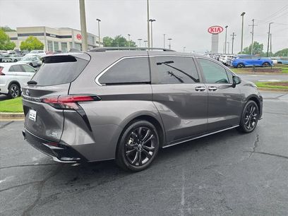 Used 2022 Toyota Sienna XSE