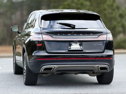 Used 2019 Lincoln Nautilus Reserve image 4