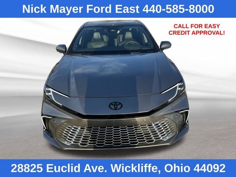 Used 2025 Toyota Camry XSE image 2