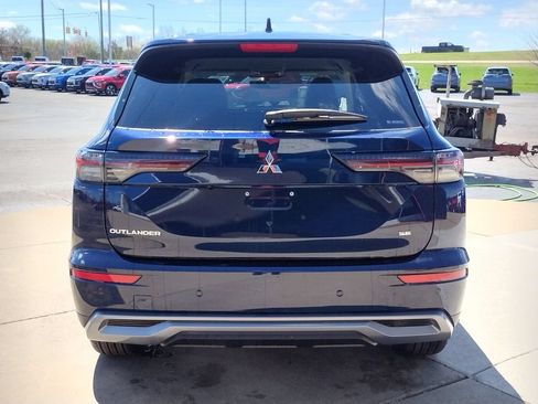New 2026 Mitsubishi Outlander SE AWD/4WD image 17