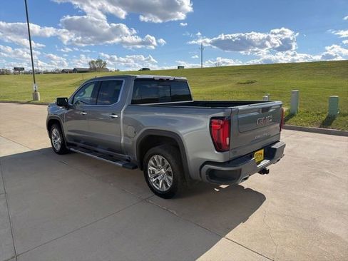 Used 2020 GMC Sierra 1500 Denali w/ Technology Package AWD/4WD image 5