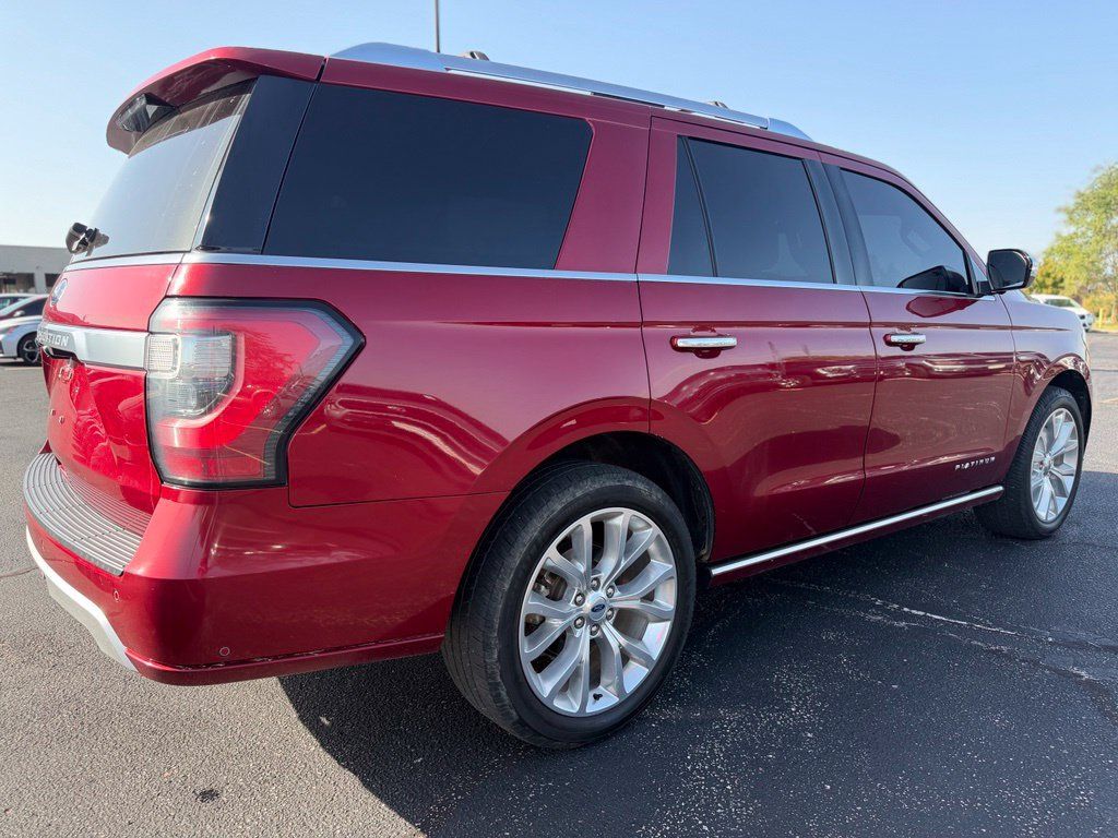 Used 2019 Ford Expedition Platinum AWD/4WD image 6