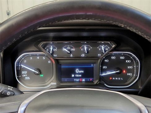 Used 2020 GMC Sierra 1500 SLT image 24