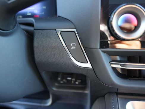 Used 2023 Lexus GX 460 Premium image 36