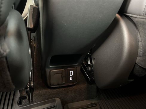 Certified 2024 Buick Encore GX Avenir FWD image 12