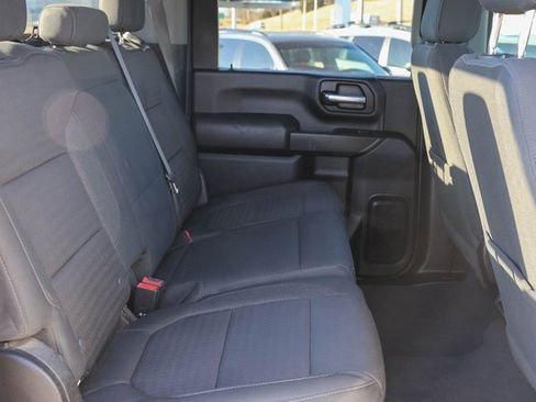 Used 2022 Chevrolet Silverado 2500 LT image 17