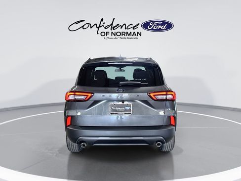 New 2026 Ford Escape ST-Line w/ Cold Weather Package FWD image 7