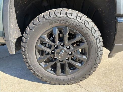 New 2026 Chevrolet Silverado 2500 LT w/ Trail Boss Package image 11