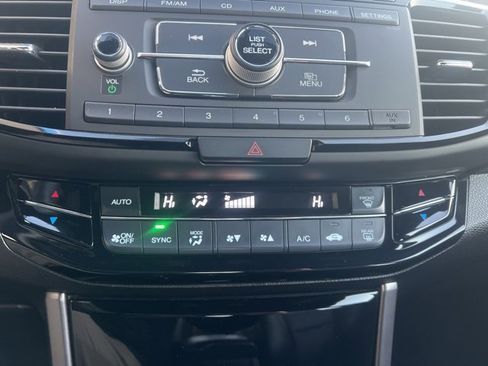 Certified 2017 Honda Accord Sport Special Edition image 28