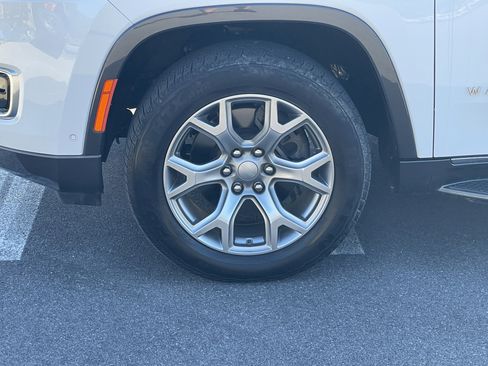 Used 2022 Jeep Wagoneer Series II image 9