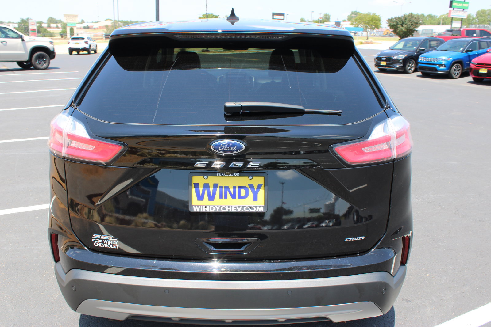 Used 2024 Ford Edge SEL AWD/4WD image 7
