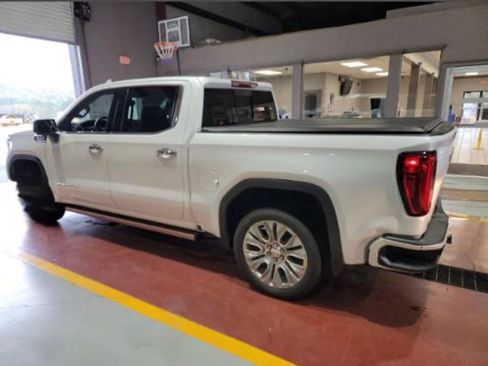 Used 2021 GMC Sierra 1500 Denali w/ Denali Premium Package image 7