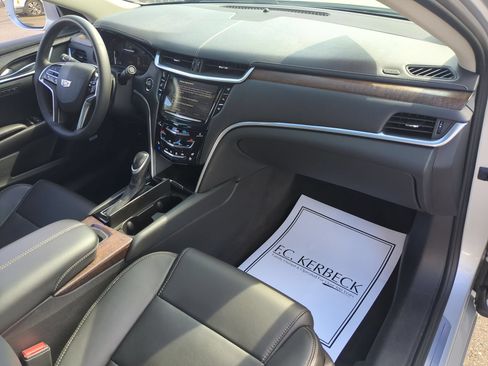 Certified 2018 Cadillac XTS Luxury FWD image 27