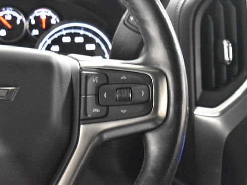 Used 2021 Chevrolet Silverado 1500 LT Trail Boss w/ Convenience Package II AWD/4WD image 8