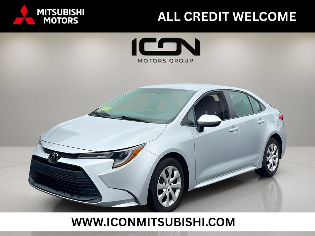 Used 2024 Toyota Corolla LE FWD image 1