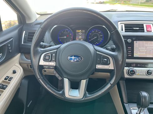 Used 2015 Subaru Outback 2.5i Limited AWD/4WD image 9