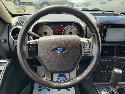 Used 2010 Ford Explorer Sport Trac Limited image 15