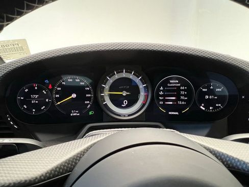 Certified 2022 Porsche 911 GT3 image 10