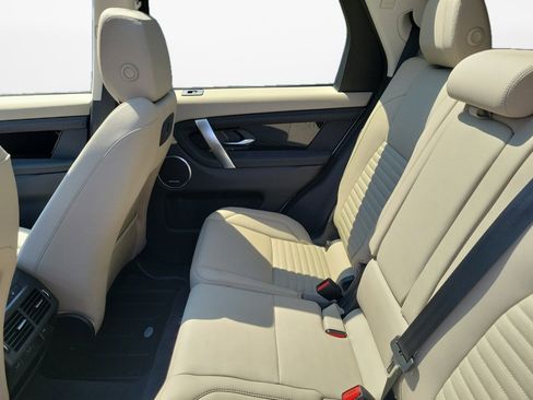 Used 2024 Land Rover Discovery Sport S image 15