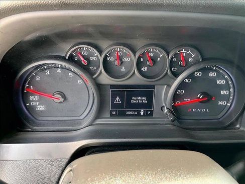 Used 2022 Chevrolet Silverado 1500 Custom RWD image 21