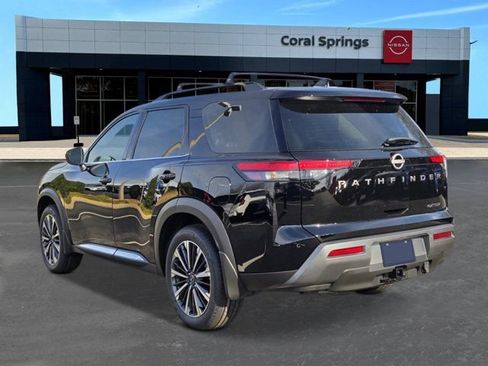 New 2026 Nissan Pathfinder Platinum w/ Cargo Package FWD image 3