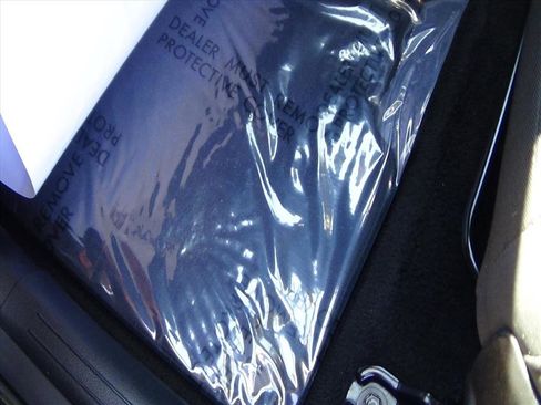 Used 2025 Kia Sportage LX image 18