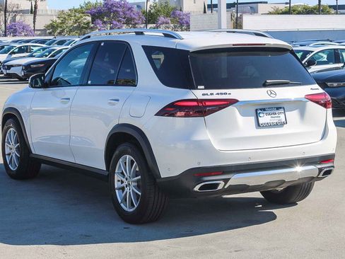 Used 2024 Mercedes-Benz GLE 450e 4MATIC image 7