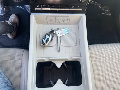 Used 2025 Hyundai Santa Fe SEL image 20