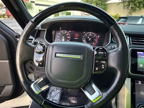 Used 2019 Land Rover Range Rover HSE AWD/4WD image 32