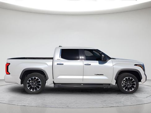 Used 2023 Toyota Tundra Limited AWD/4WD image 4