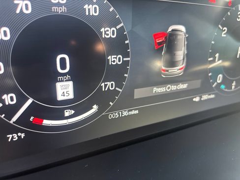 Certified 2025 Land Rover Discovery Sport Dynamic SE AWD/4WD image 10