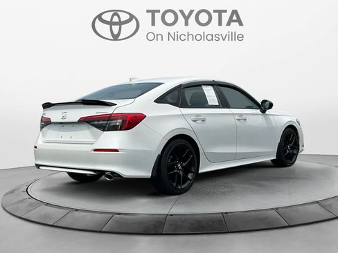 Used 2022 Honda Civic Sport image 5