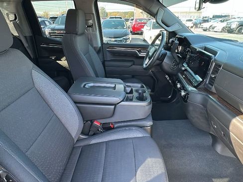 Certified 2024 GMC Sierra 1500 Elevation w/ X31 Off-Road Package image 15