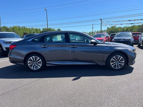 Used 2018 Honda Accord Touring image 7