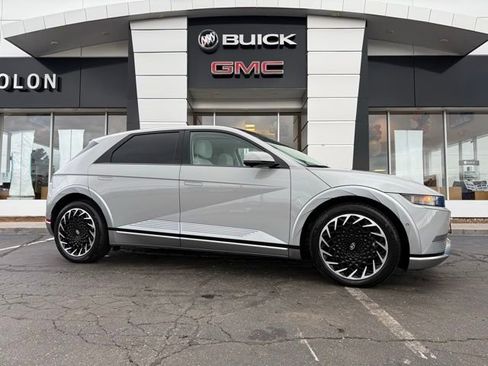 Used 2024 Hyundai Ioniq 5 Limited image 1