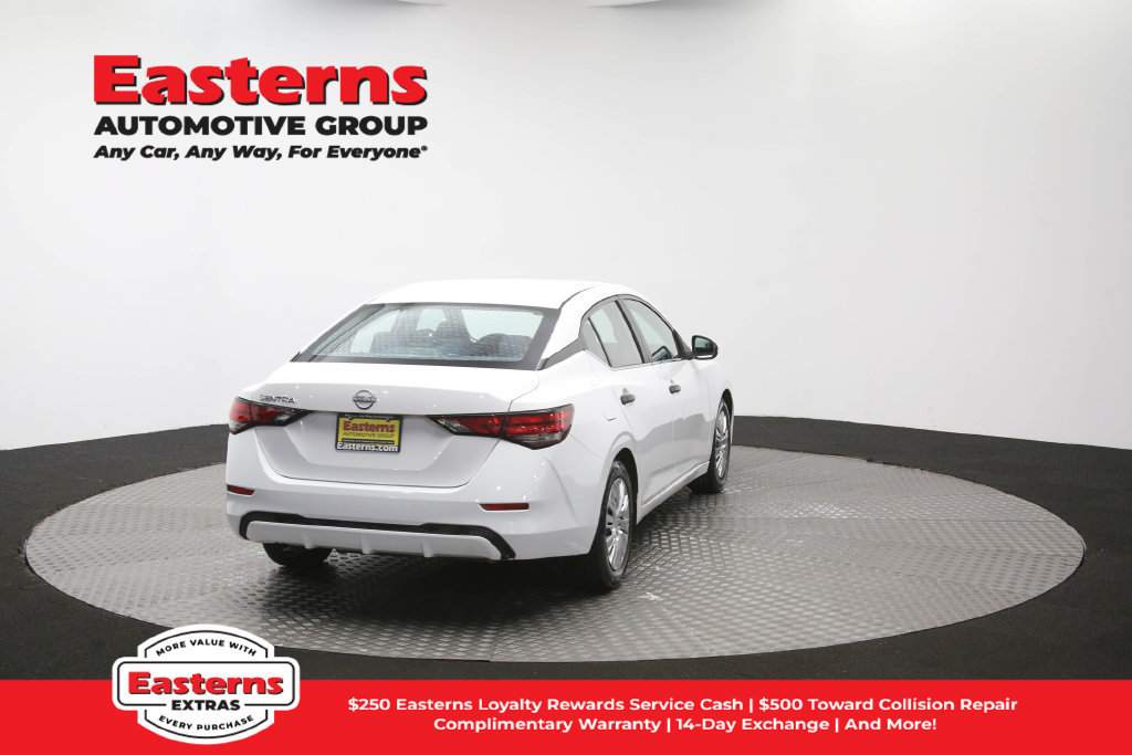 Used 2024 Nissan Sentra S FWD image 35