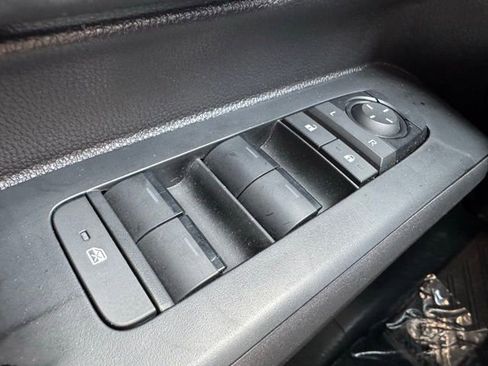 Certified 2024 Toyota Tacoma SR image 30