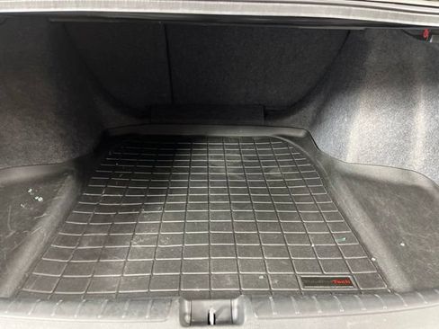Used 2019 Honda Accord EX image 49