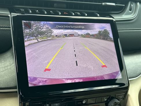 Certified 2023 Jeep Grand Cherokee L Limited w/ Trailer Tow Group (B) AWD/4WD image 28