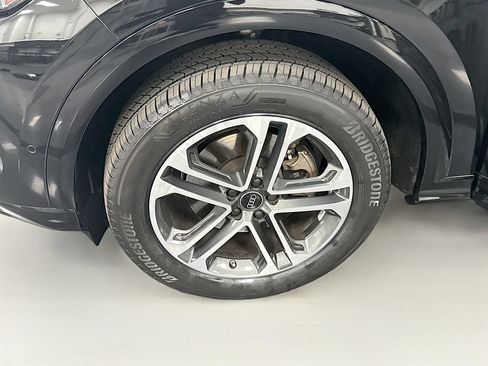 Used 2025 Audi Q5 Premium Plus w/ Premium Plus AWD/4WD image 29