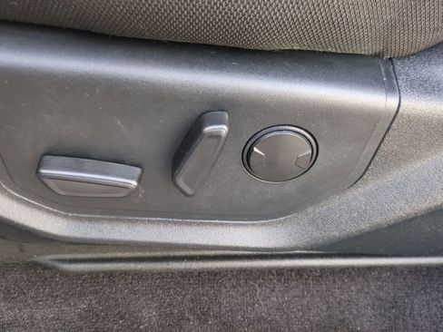 Used 2020 Ford F150 XLT w/ Equipment Group 302A Luxury image 17