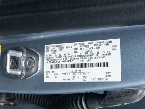 Used 2022 Ford Escape SE w/ Convenience Package FWD image 31