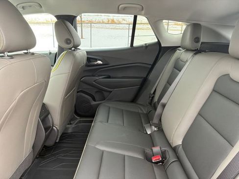 New 2026 Chevrolet Trax ACTIV w/ Driver Confidence Package FWD image 17