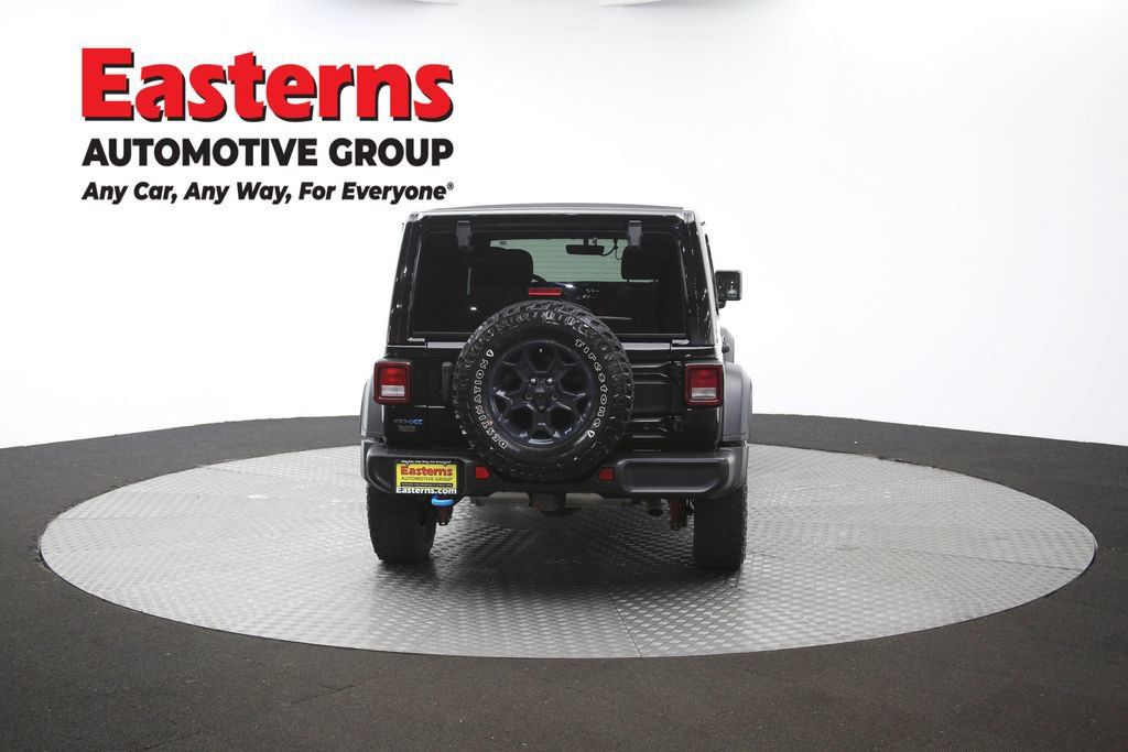Used 2023 Jeep Wrangler Unlimited w/ Sun & Screen Package AWD/4WD image 37