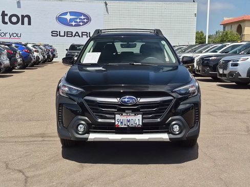 Certified 2025 Subaru Outback Limited AWD/4WD image 3